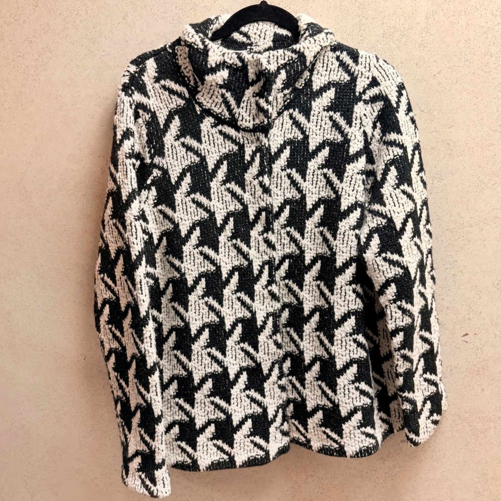 Chicos 3 Women Black White Houndstooth Knit Cowl Neck Soft Girl Cardigan